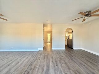 7119 S Gessner Rd B, Houston, TX 77036