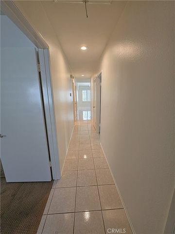 3709 S Sea Cliff, Santa Ana, CA 92704