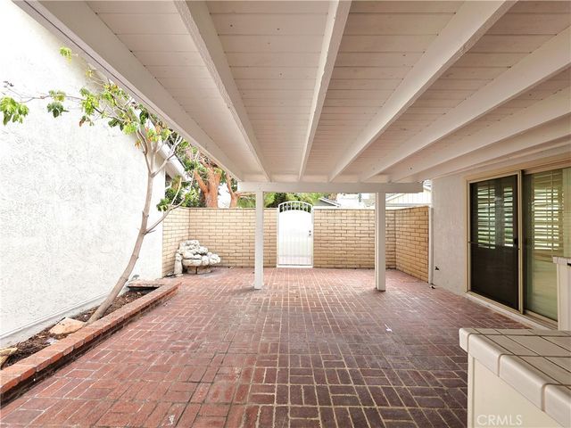 3709 S Sea Cliff, Santa Ana, CA 92704