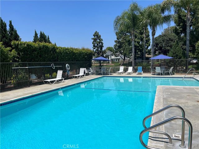 3709 S Sea Cliff, Santa Ana, CA 92704