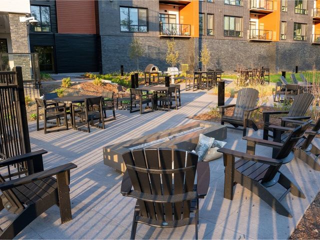 125 Cambrian Way Unit 611, Burlington, VT 05401