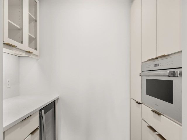 125 Cambrian Way Unit 611, Burlington, VT 05401