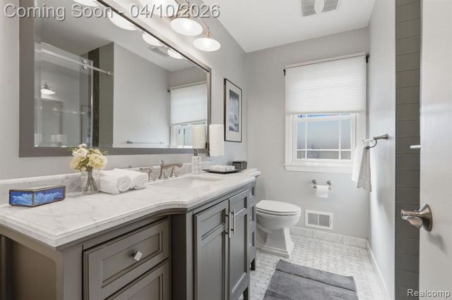 31700 Nixon Street, Beverly Hills, MI 48025
