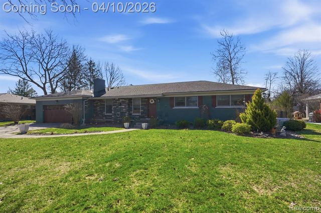 31700 Nixon Street, Beverly Hills, MI 48025