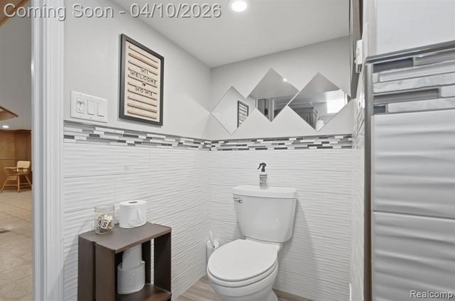 31700 Nixon Street, Beverly Hills, MI 48025