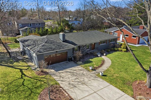 31700 Nixon Street, Beverly Hills, MI 48025