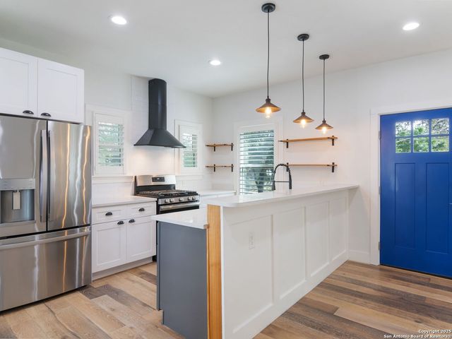 737 E Magnolia Avenue, San Antonio, TX 78212