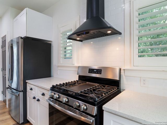 737 E Magnolia Avenue, San Antonio, TX 78212
