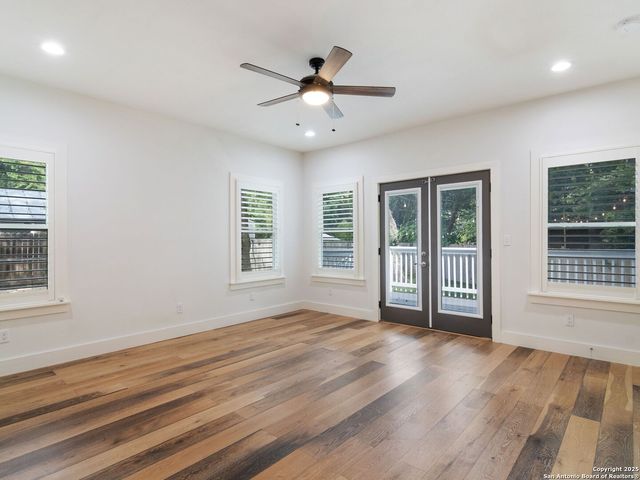 737 E Magnolia Avenue, San Antonio, TX 78212