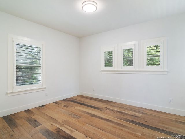 737 E Magnolia Avenue, San Antonio, TX 78212