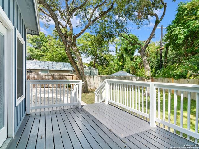 737 E Magnolia Avenue, San Antonio, TX 78212
