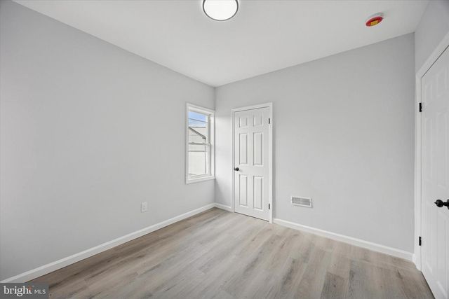 212 TIOGA ST, Trenton, NJ 08609