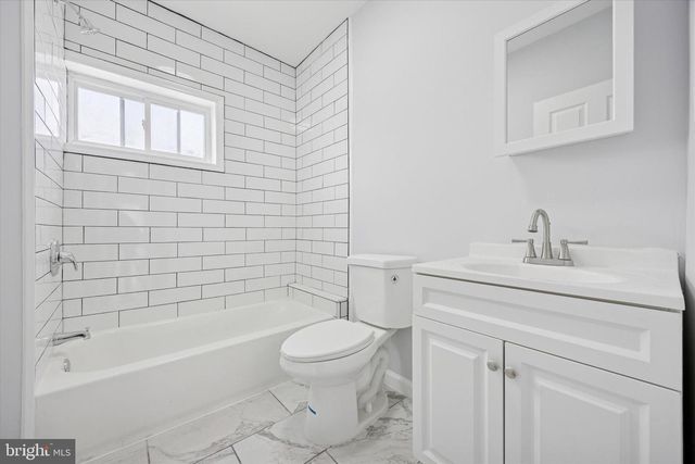 212 TIOGA ST, Trenton, NJ 08609