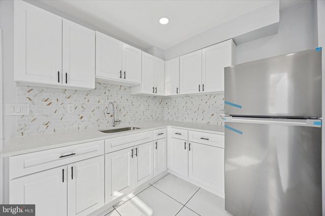 212 TIOGA ST, Trenton, NJ 08609