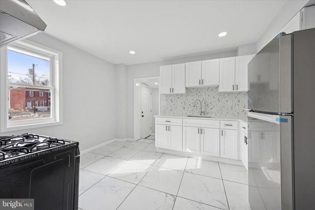 212 TIOGA ST, Trenton, NJ 08609