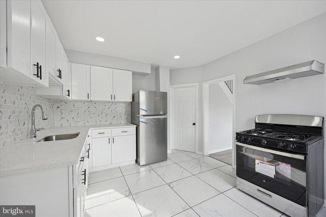 212 TIOGA ST, Trenton, NJ 08609