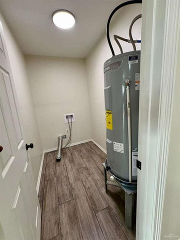 311 S 8th Street, Hidalgo, TX 78557