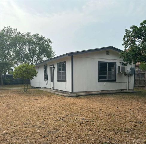 311 S 8th Street, Hidalgo, TX 78557