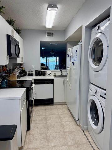 12556 NW 11th Lane 1711, Miami, FL 33182