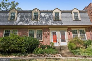 1415 S BARTON ST #252, Arlington, VA 22204
