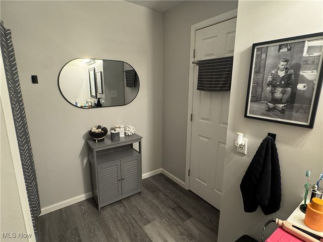 7517 Creekwood Drive 17C, North Royalton, OH 44133