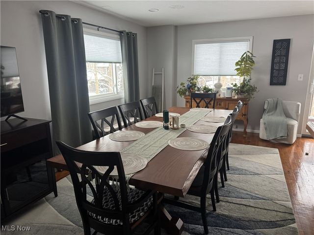 7517 Creekwood Drive 17C, North Royalton, OH 44133