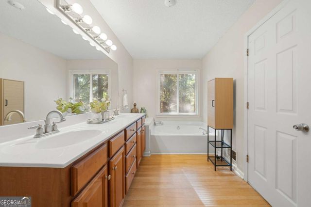 3513 Robin Lane, Acworth, GA 30101