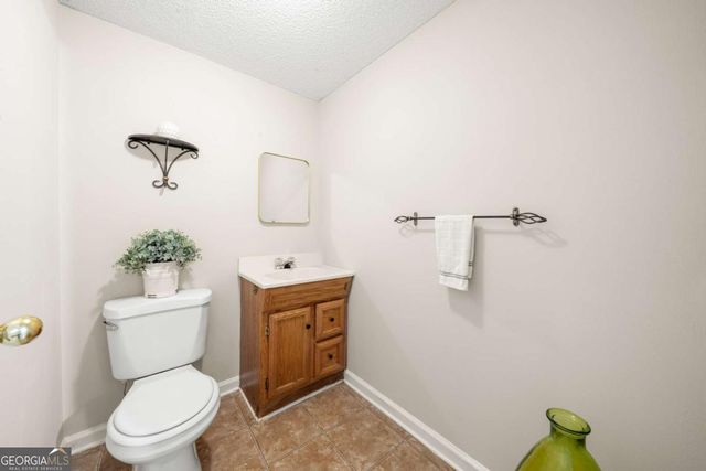 3513 Robin Lane, Acworth, GA 30101