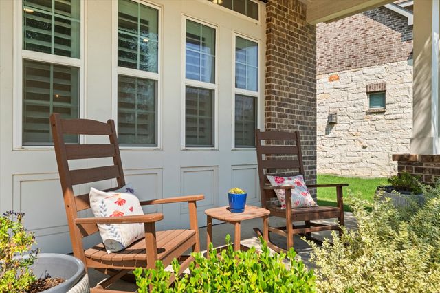 1561 William Way, Farmers Branch, TX 75234