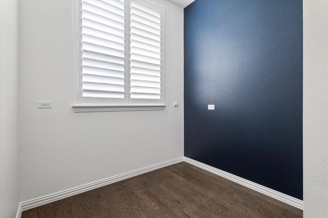 1561 William Way, Farmers Branch, TX 75234