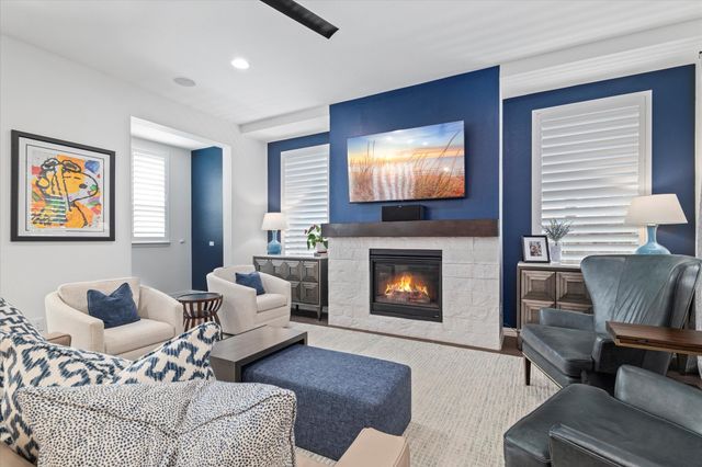 1561 William Way, Farmers Branch, TX 75234