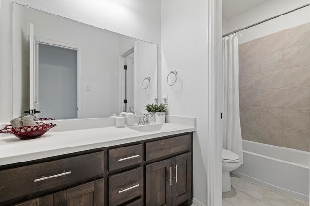 1561 William Way, Farmers Branch, TX 75234