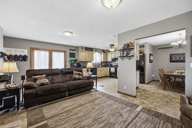 118 31st Street NW, Cedar Rapids, IA 52405