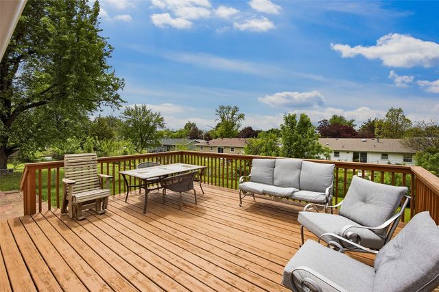 118 31st Street NW, Cedar Rapids, IA 52405