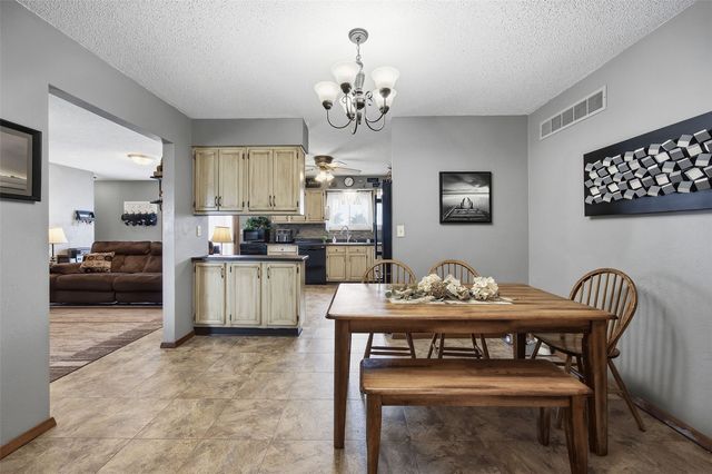 118 31st Street NW, Cedar Rapids, IA 52405