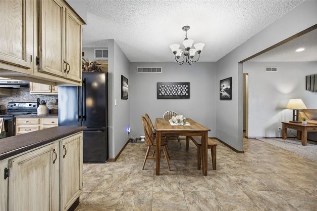 118 31st Street NW, Cedar Rapids, IA 52405