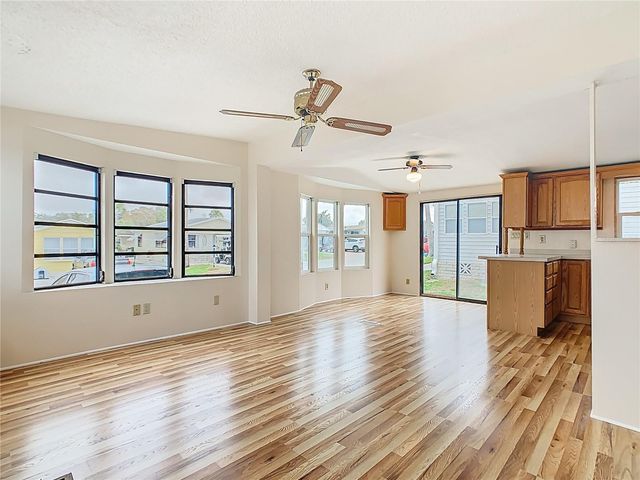 9705 LAKE BESS ROAD 715, Winter Haven, FL 33884