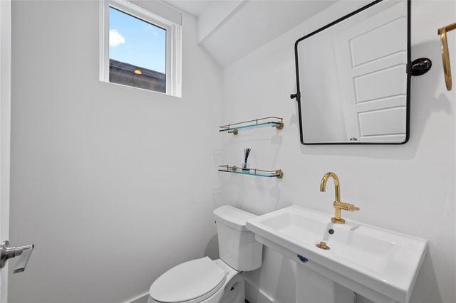 1303 Azie Morton RD 3, Austin, TX 78704