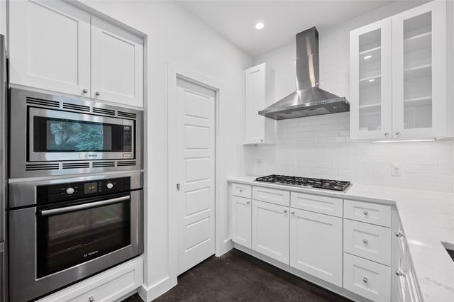 1303 Azie Morton RD 3, Austin, TX 78704