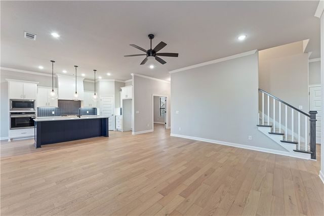 1502 Lookout Lane, Cave Springs, AR 72718