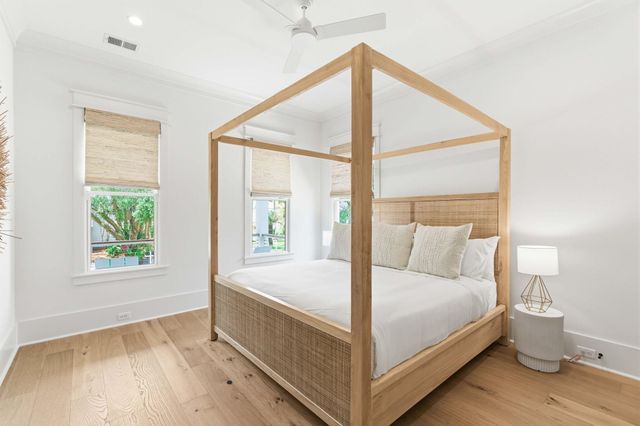 2200 Hartnett Boulevard, Isle Of Palms, SC 29451
