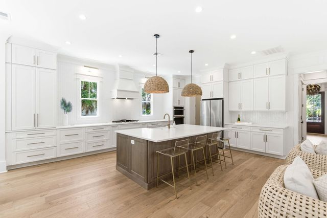 2200 Hartnett Boulevard, Isle Of Palms, SC 29451