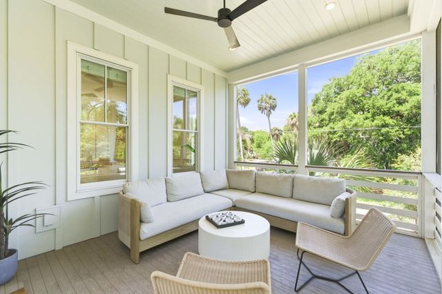 2200 Hartnett Boulevard, Isle Of Palms, SC 29451