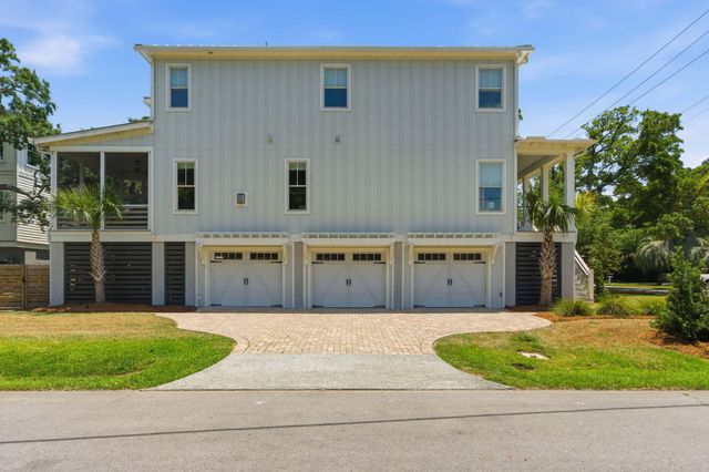 2200 Hartnett Boulevard, Isle Of Palms, SC 29451