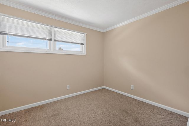 3852 Ridgeline Drive, Kingsport, TN 37664