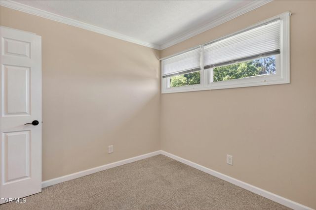 3852 Ridgeline Drive, Kingsport, TN 37664
