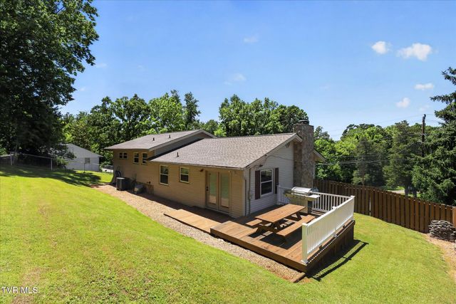 3852 Ridgeline Drive, Kingsport, TN 37664
