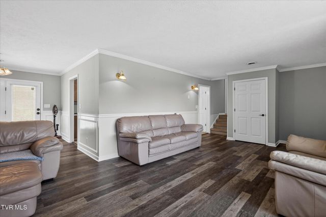 3852 Ridgeline Drive, Kingsport, TN 37664