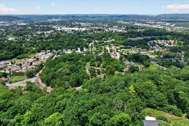 3852 Ridgeline Drive, Kingsport, TN 37664
