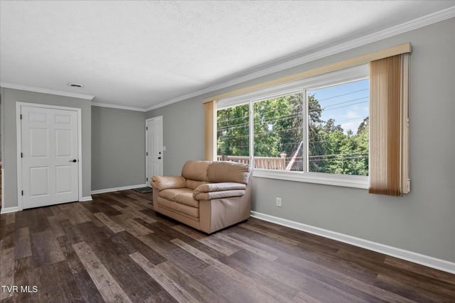 3852 Ridgeline Drive, Kingsport, TN 37664